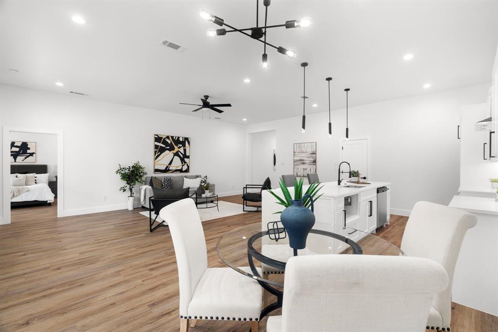 2227 Fordham Road Dallas, TX 75216 - Photo 8 of 30 a living room with furniture