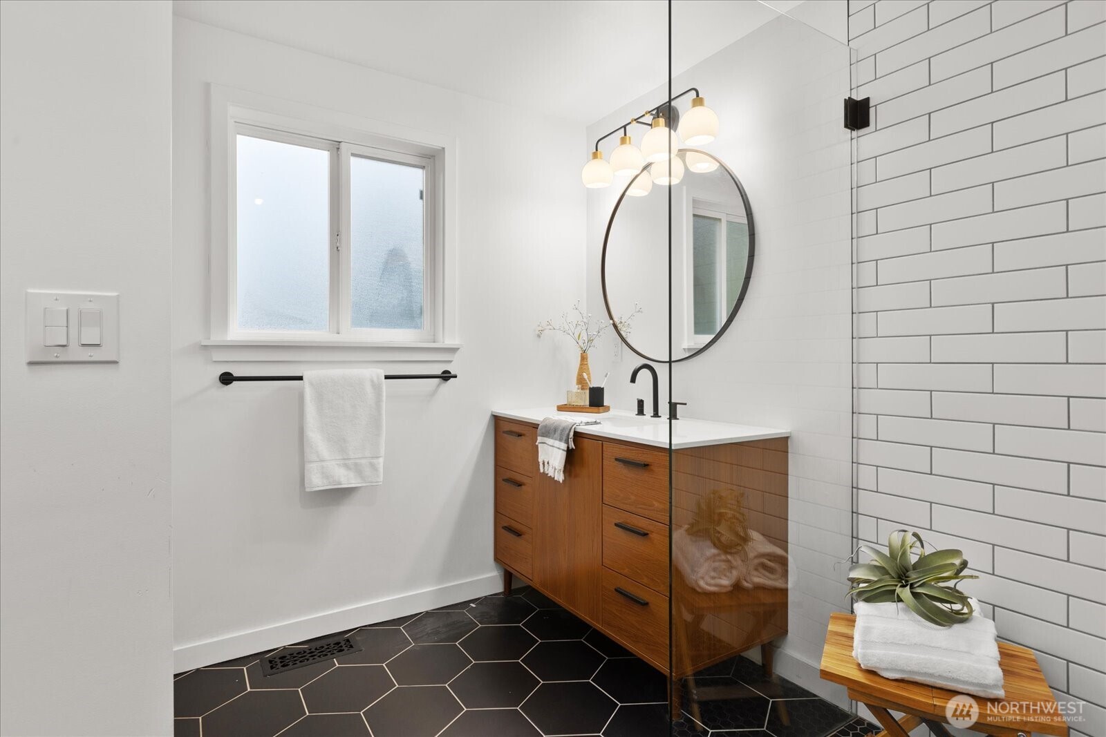 7718 204th Place Southwest Edmonds, WA 98026 - Photo 17 of 37