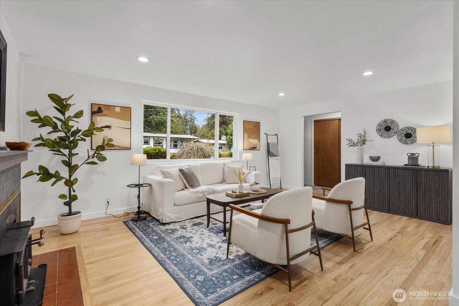 7718 204th Place Southwest Edmonds, WA 98026 - Photo 3 of 37