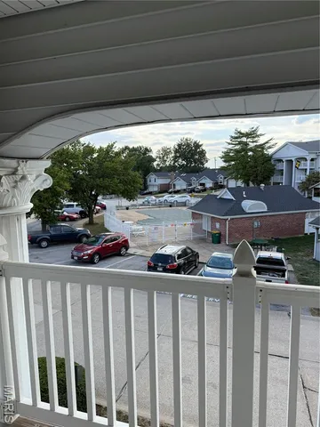 $1,500 | 4334 Arrow Tree Drive, Unit L, St. Louis, MO 63128