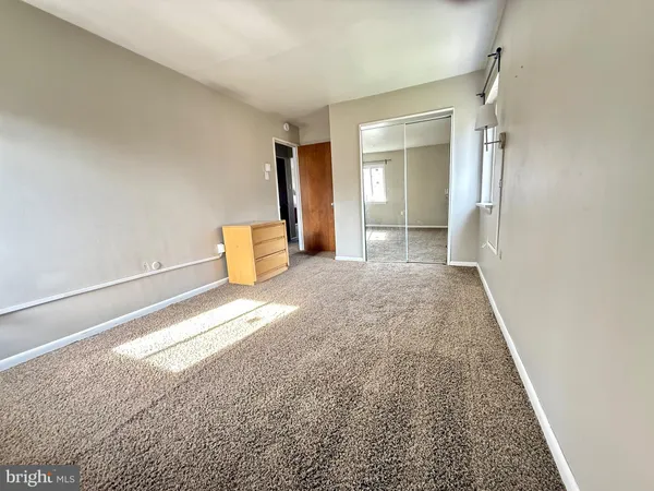 $159,900 | 650 Brooke Road, Unit B11, Glenside, PA 19038