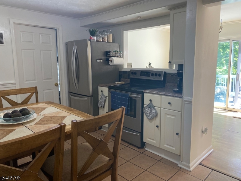 724 Springfield Avenue Summit, NJ 07901 - Photo 10 of 43 Gallery Image 10
