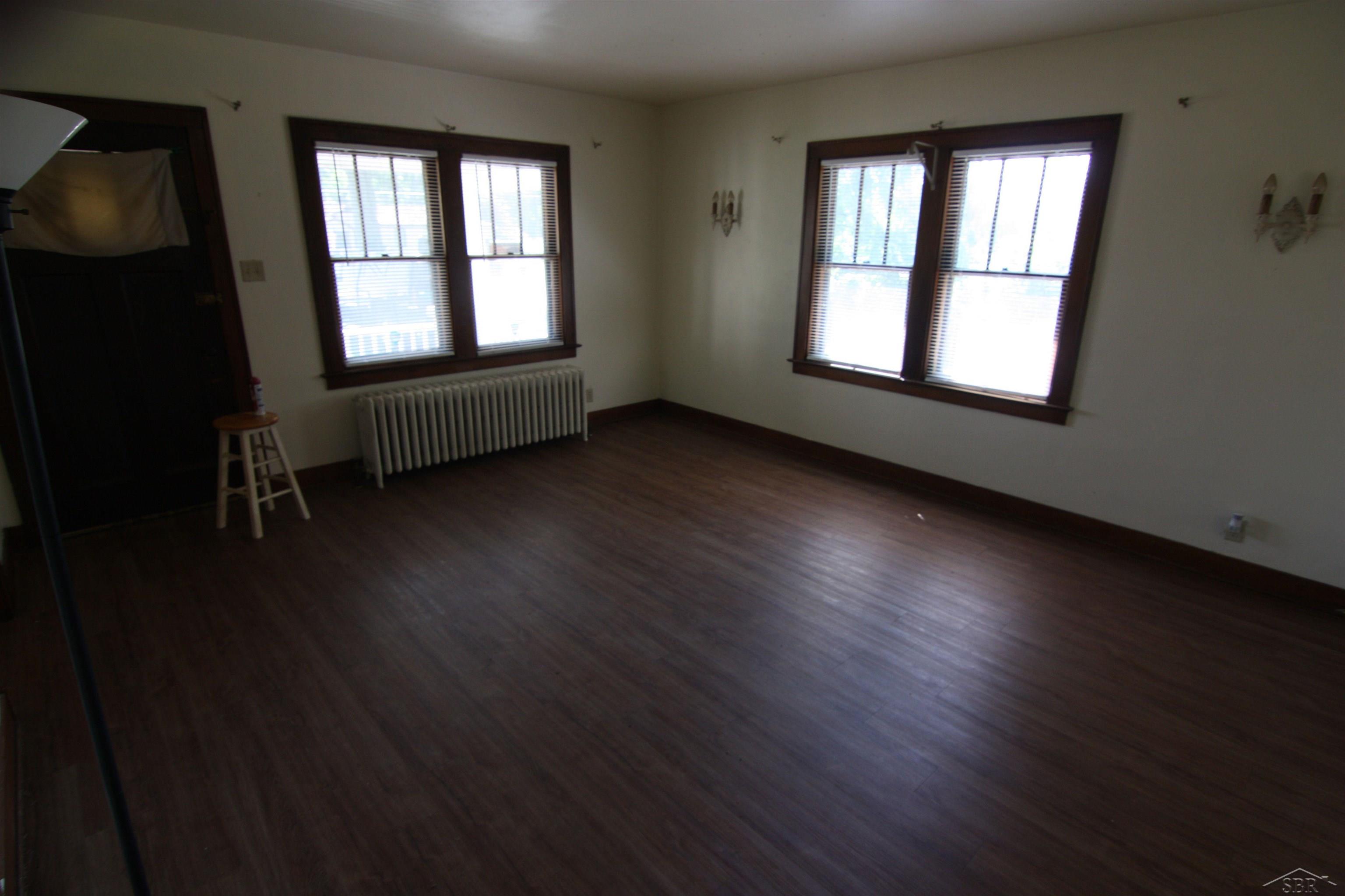 840 South Center Road Saginaw, MI 48638 - Photo 8 of 13 50119038-7.JPG