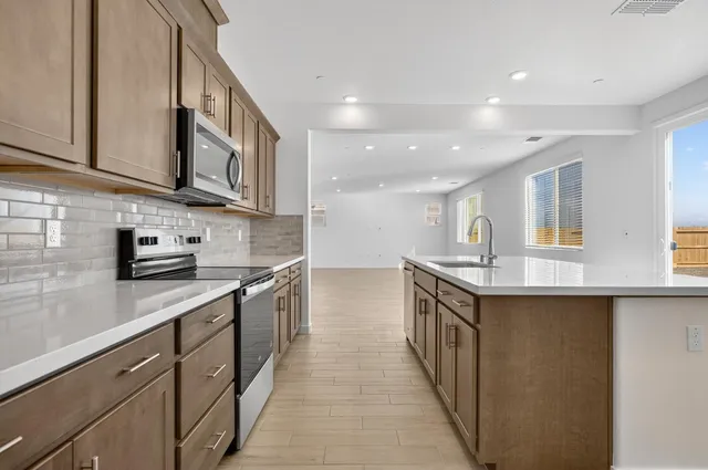 $758,008 | 1416 Monkton Way, Sacramento, CA 95835