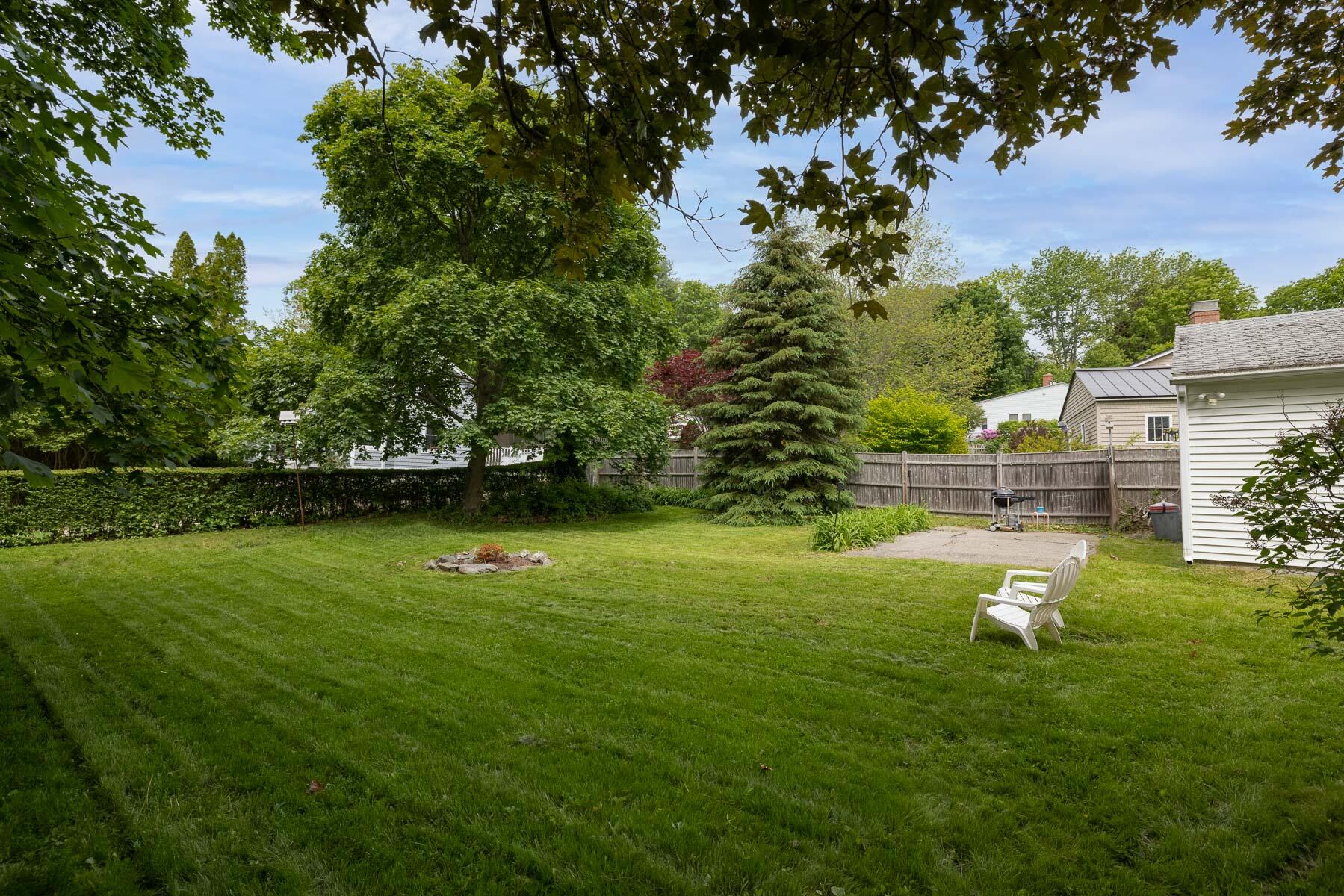19 Old Dennett Road South Kittery, ME 03904 - Photo 5 of 34 seacoastrephoto-2