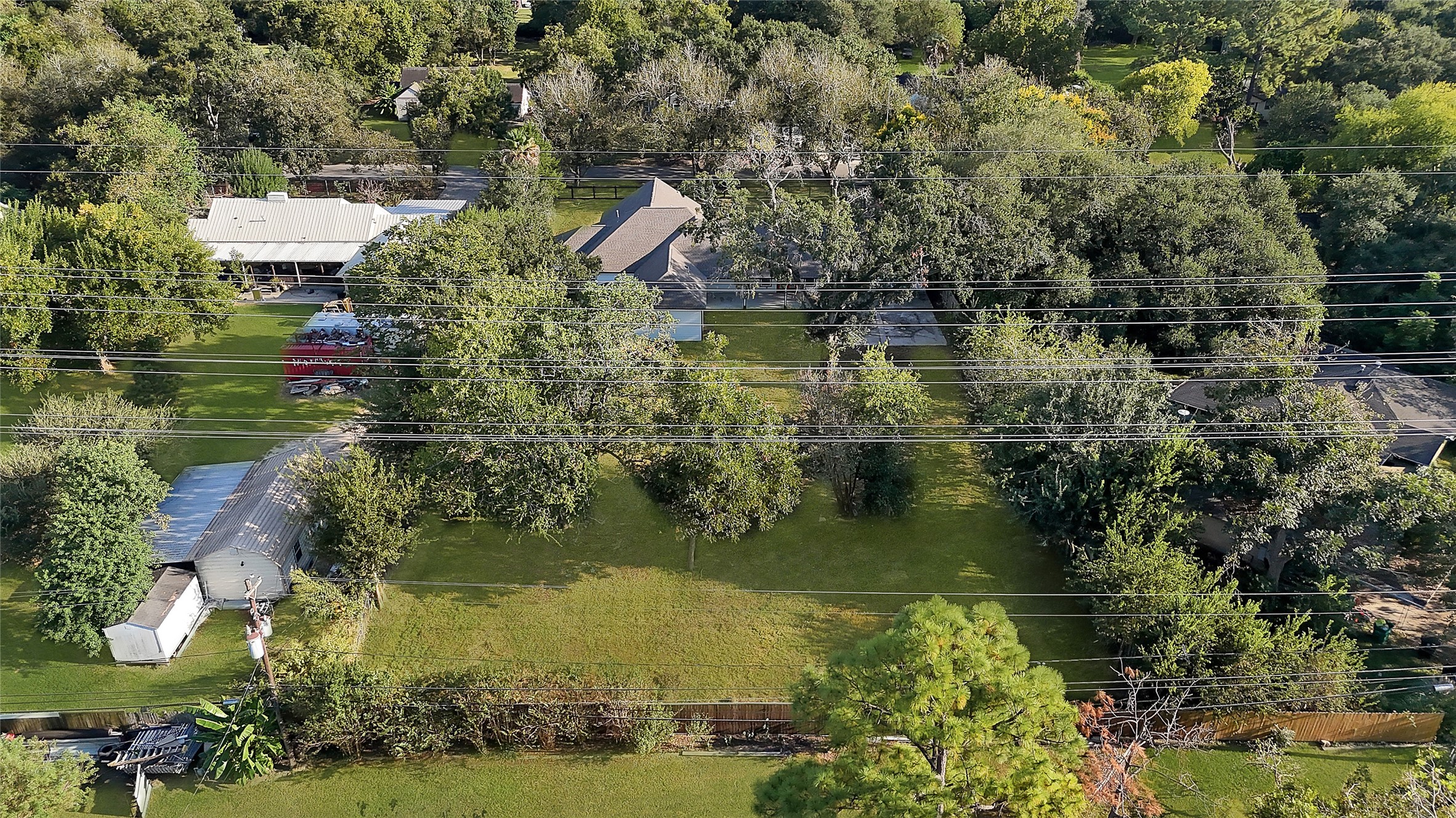 7045 Cayton Street Houston, TX 77061 - Photo 35 of 37 an aerial view of residential houses with outdoor space and swimming pool