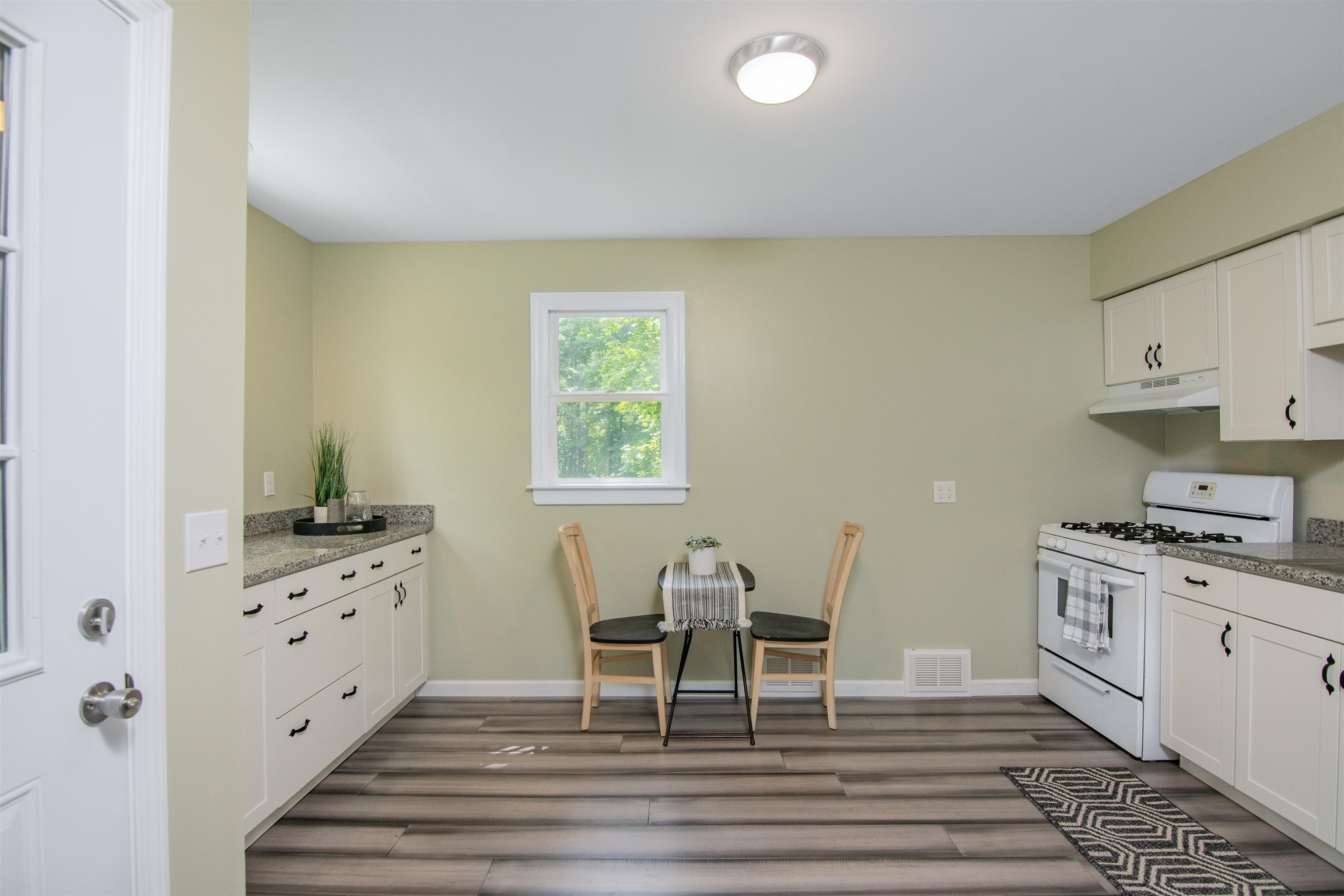 44 Sunny View Drive Jericho, VT 05465 - Photo 8 of 28