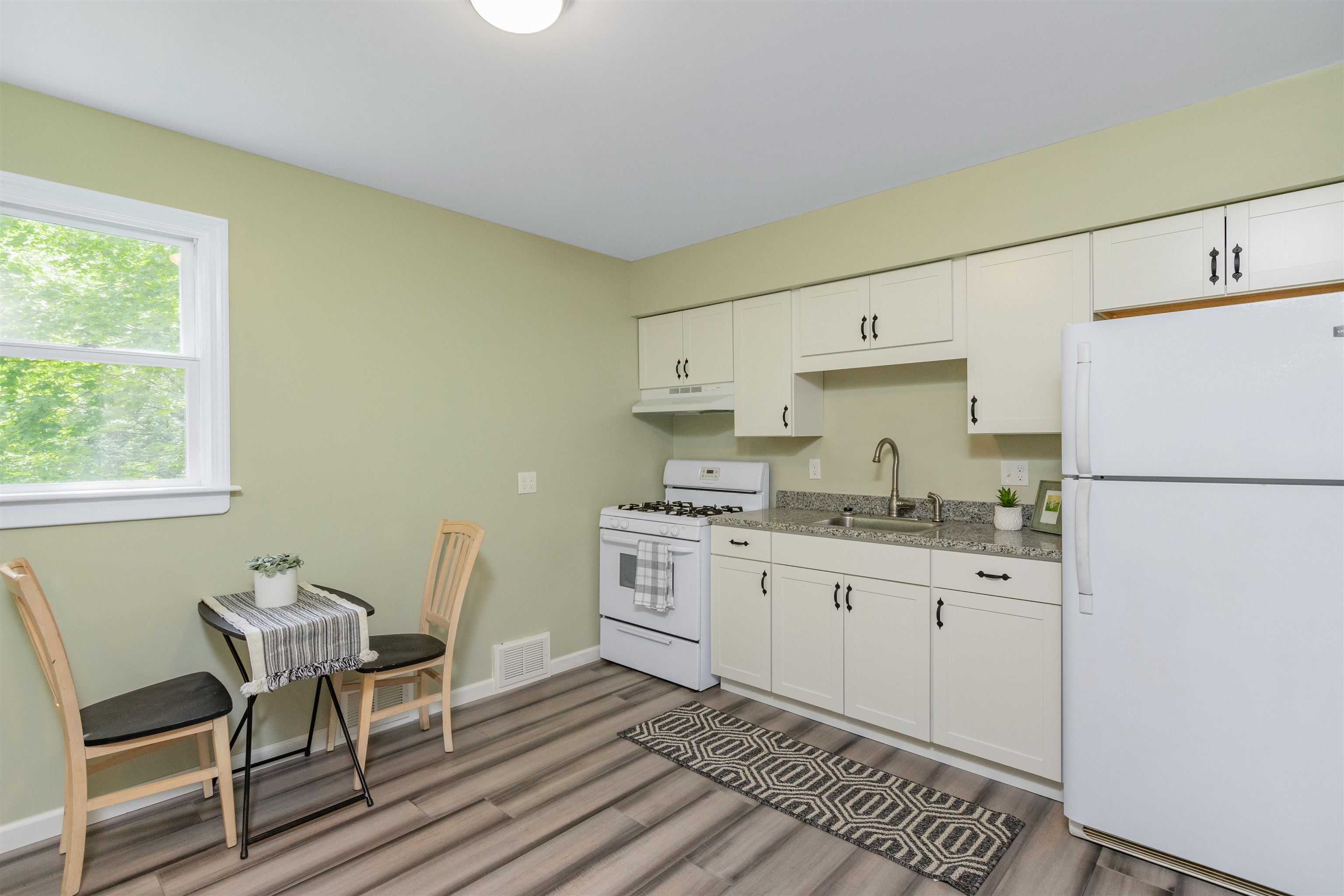 44 Sunny View Drive Jericho, VT 05465 - Photo 9 of 28