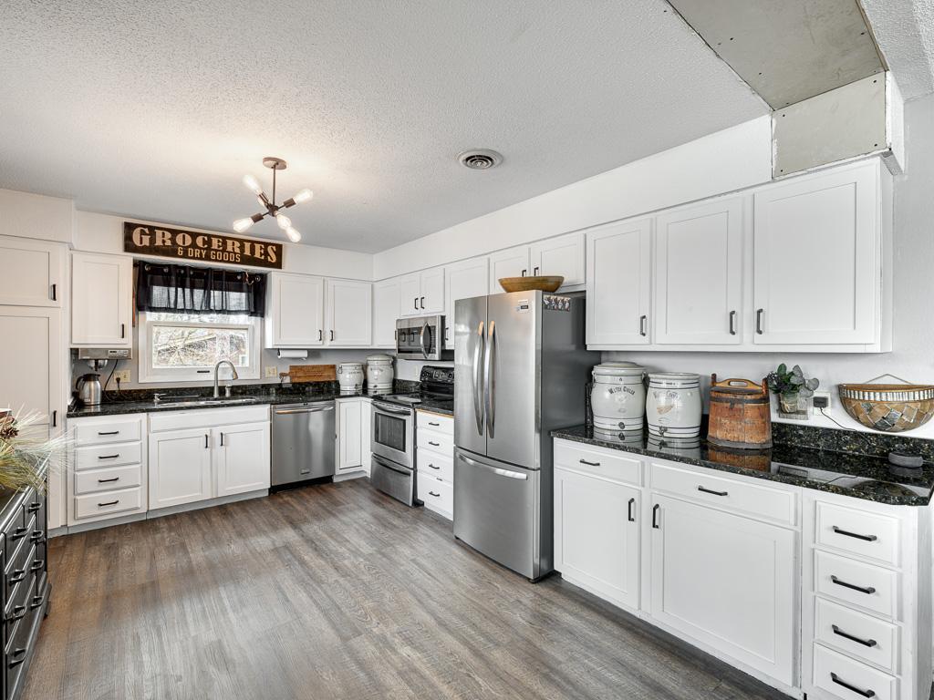 29128 King Road Browerville, MN 56438 - Photo 8 of 35