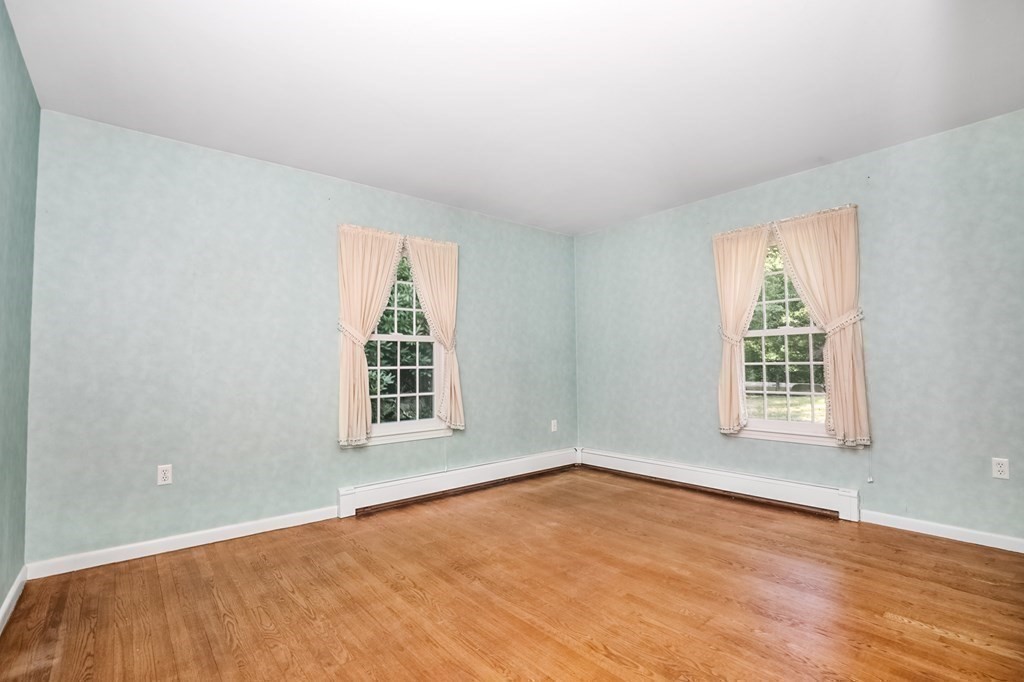50 Holly Road Marion, MA 02738 - Photo 17 of 36