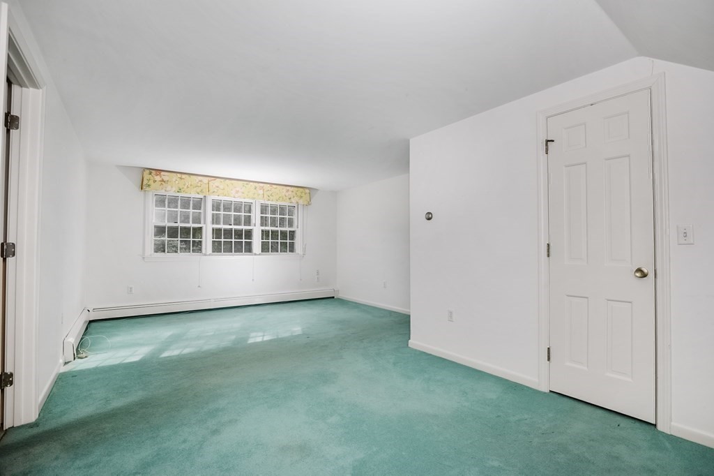 50 Holly Road Marion, MA 02738 - Photo 23 of 36