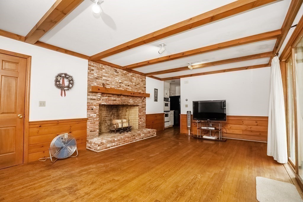 50 Holly Road Marion, MA 02738 - Photo 9 of 36