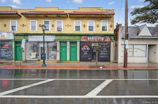 $3,000 | 2092 Grand Avenue, Unit 2, Baldwin, NY 11510