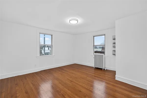 $3,000 | 2092 Grand Avenue, Unit 2, Baldwin, NY 11510