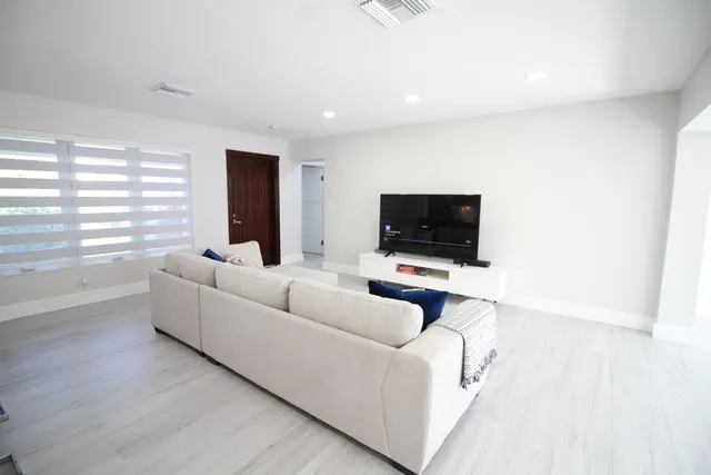 $12,000 | 2548 Southeast 14th Street, Unit 2548 SE 14TH ST, Pompano Beach, FL 33062