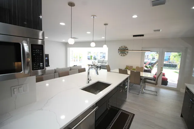 $12,000 | 2548 Southeast 14th Street, Unit 2548 SE 14TH ST, Pompano Beach, FL 33062