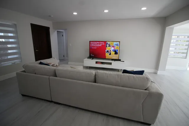 $12,000 | 2548 Southeast 14th Street, Unit 2548 SE 14TH ST, Pompano Beach, FL 33062