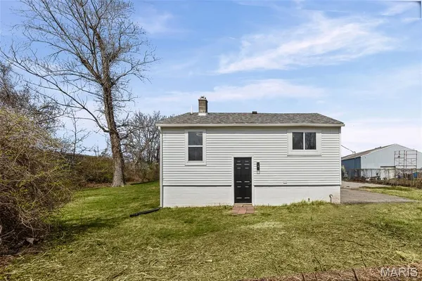 $99,900 | 4132 Pontoon Road, Granite City, IL 62040