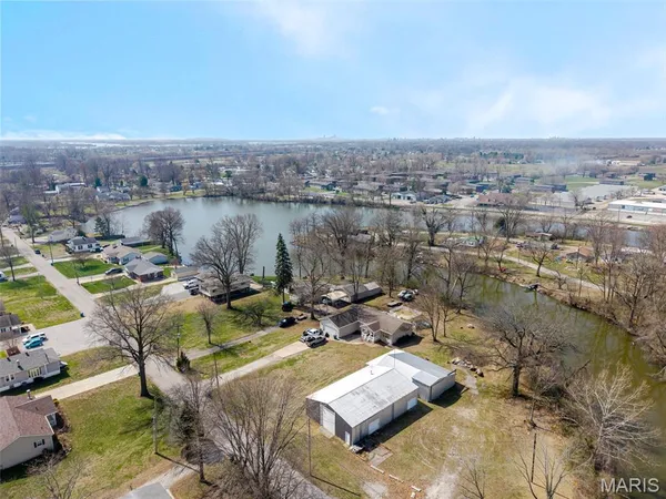 $99,900 | 4132 Pontoon Road, Granite City, IL 62040
