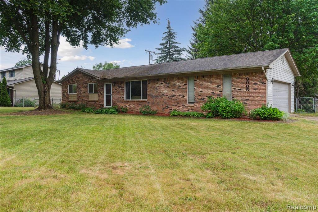 3005 West Commerce Road Milford, MI 48380 - Photo 4 of 54 Gallery Image 4