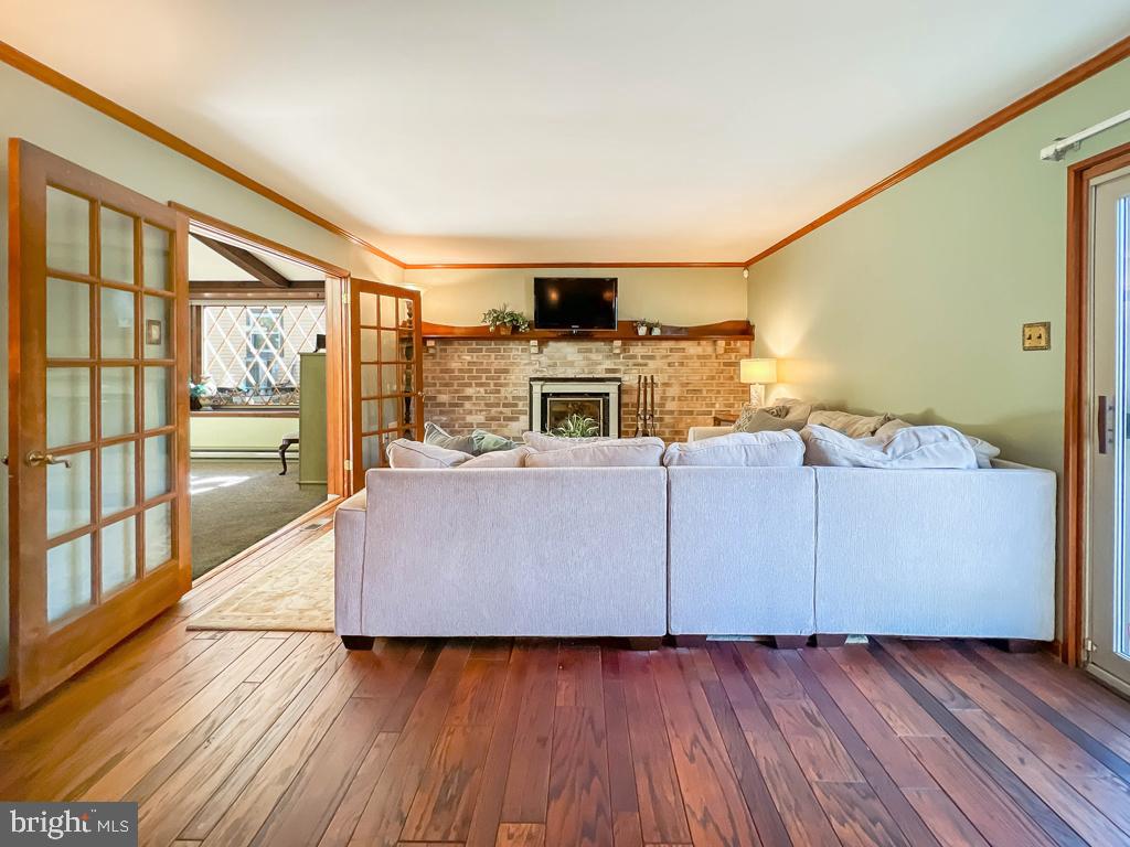 757 Bridgeview Road Langhorne, PA 19053 - Photo 26 of 50 Family room