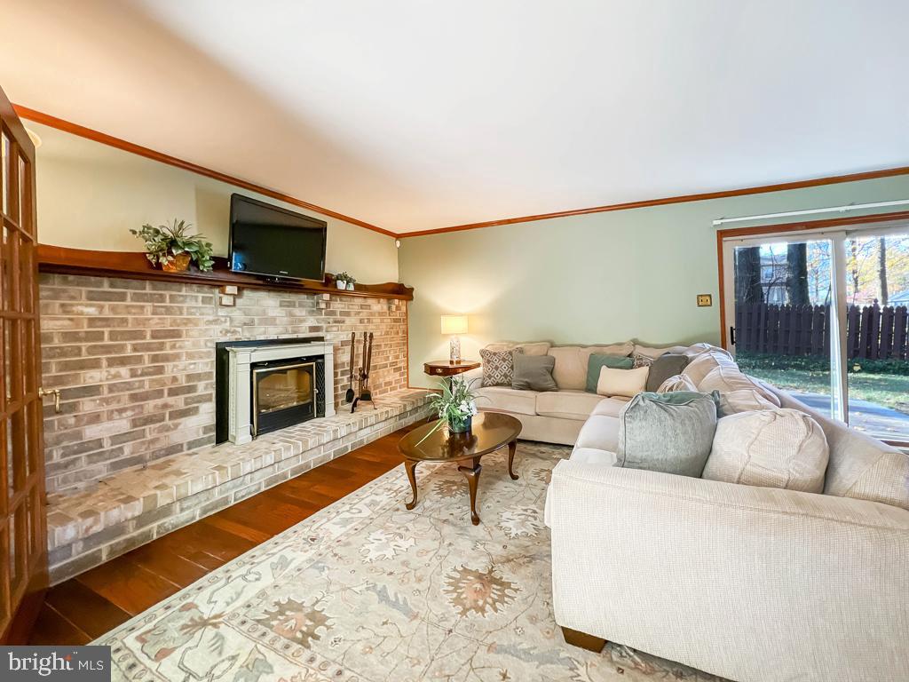 757 Bridgeview Road Langhorne, PA 19053 - Photo 28 of 50 Family room