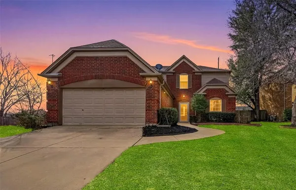 $369,999 | 7000 Cadillac Boulevard, Arlington, TX 76016