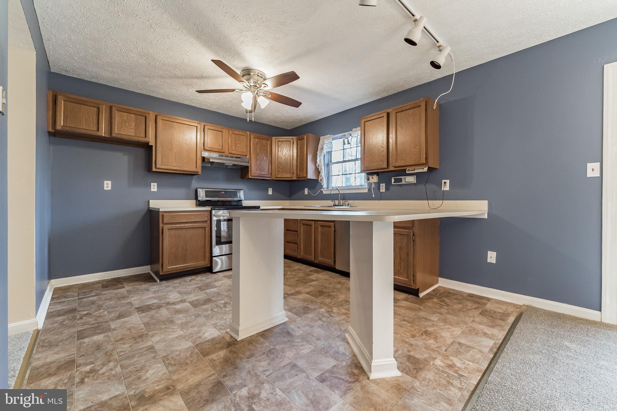 437 Broadwater Road Arnold, MD 21012 - Photo 12 of 36 Gallery Image 12
