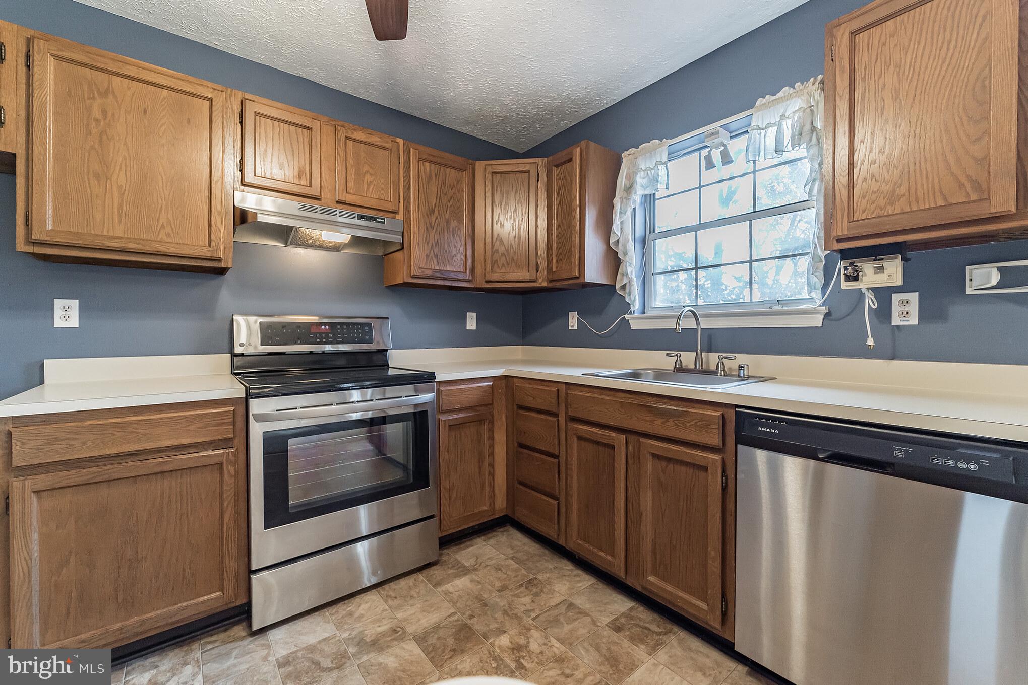 437 Broadwater Road Arnold, MD 21012 - Photo 14 of 36 Gallery Image 14