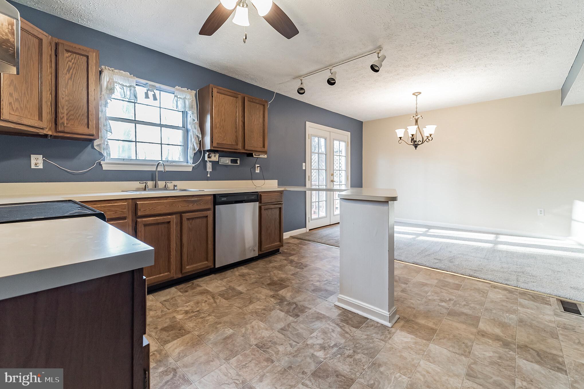437 Broadwater Road Arnold, MD 21012 - Photo 15 of 36 Gallery Image 15