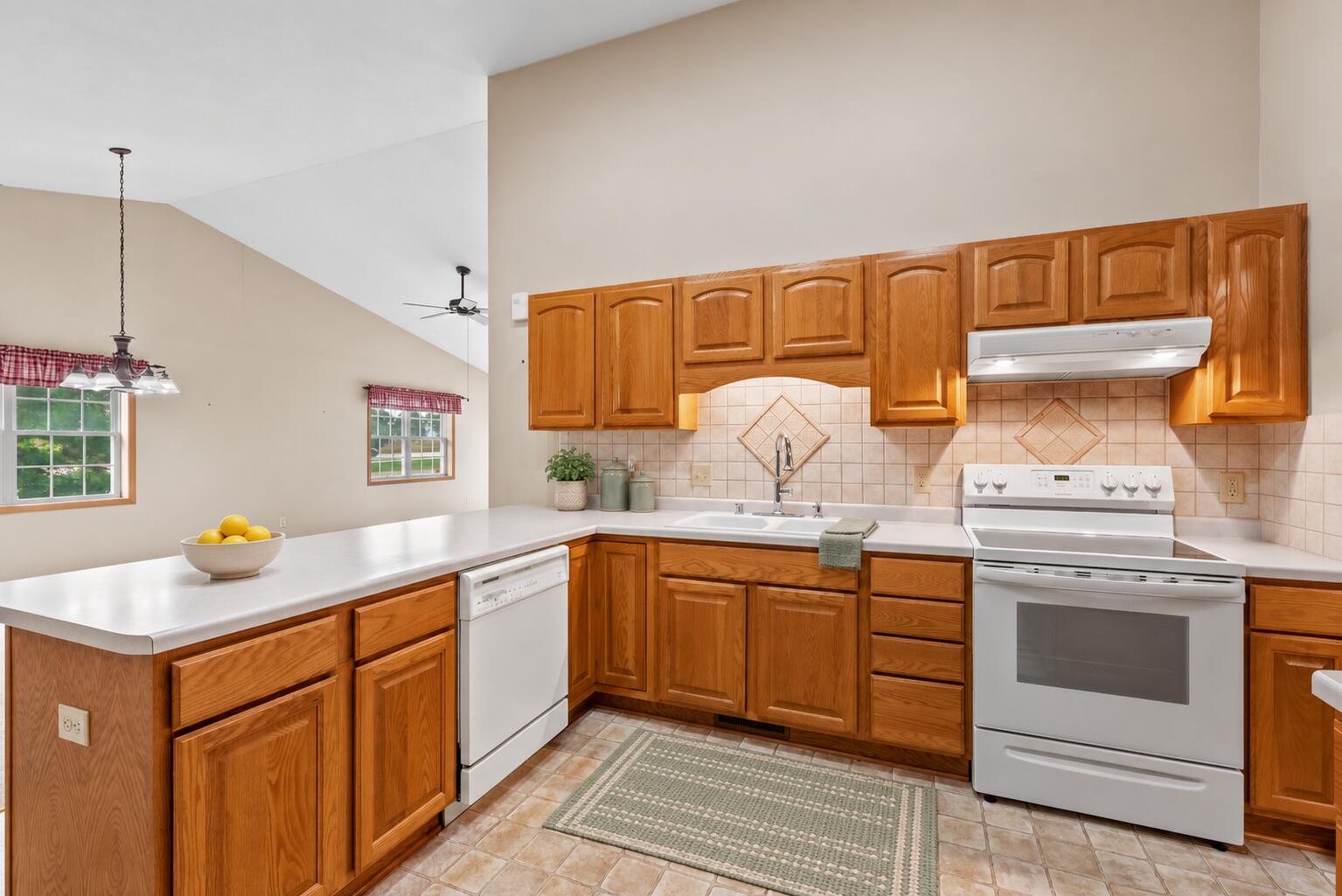 674 County H Fredonia, WI 53021 - Photo 8 of 26 68100