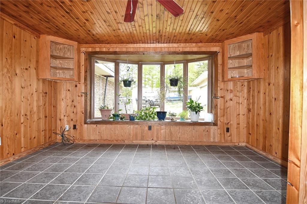 523 Pickett Road Lexington, NC 27295 - Photo 12 of 27 Gallery Image 12