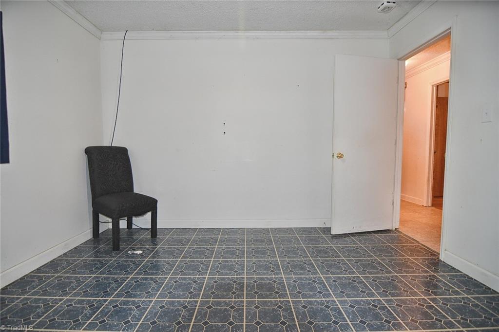 523 Pickett Road Lexington, NC 27295 - Photo 23 of 27 Gallery Image 23