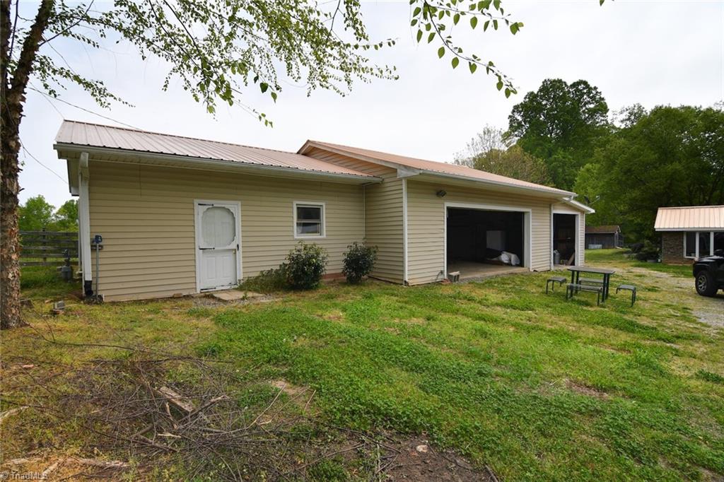 523 Pickett Road Lexington, NC 27295 - Photo 26 of 27 Gallery Image 26