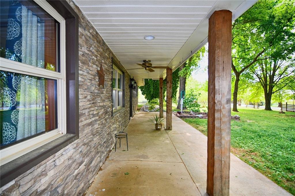 523 Pickett Road Lexington, NC 27295 - Photo 4 of 27 Gallery Image 4
