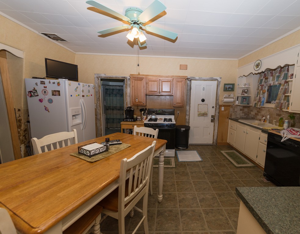 50 Springfield Street Somerville, MA 02143 - Photo 7 of 20 Gallery Image 7