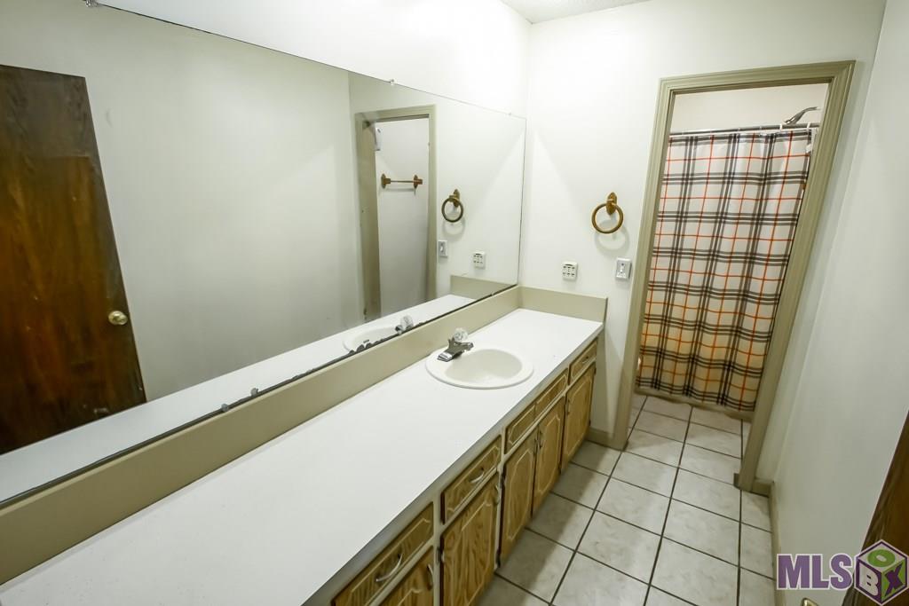 33805 Walker Road North Walker, LA 70785 - Photo 23 of 34 Gallery Image 23
