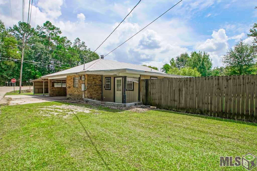 33805 Walker Road North Walker, LA 70785 - Photo 3 of 34 Gallery Image 3