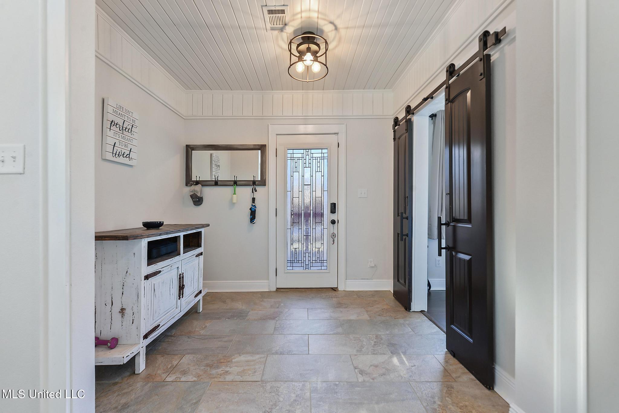 3131 Bachman Road D'Iberville, MS 39540 - Photo 3 of 26 003