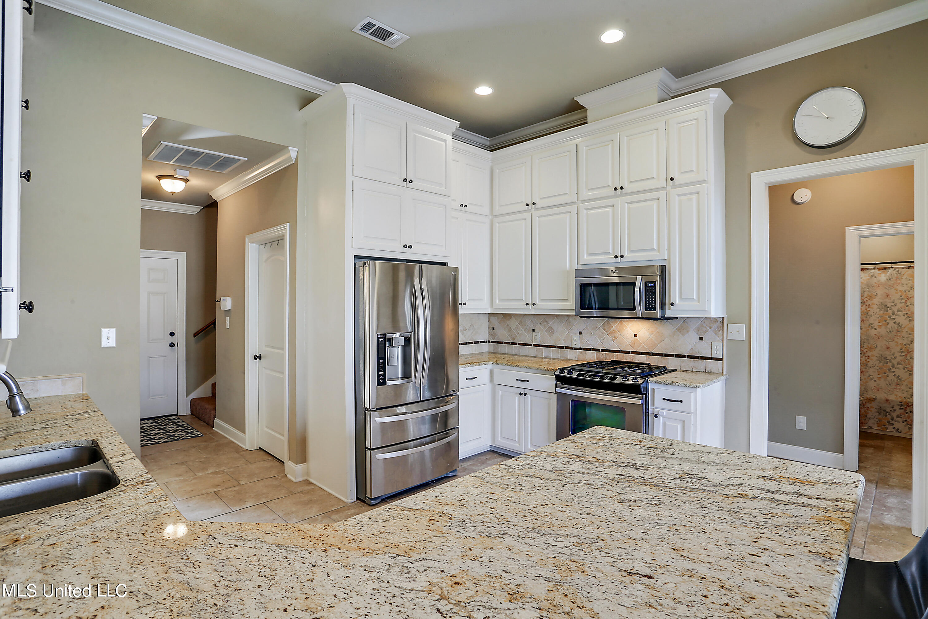 111 Springmeade Road Clinton, MS 39056 - Photo 8 of 29 09-111 Springmeade Rd