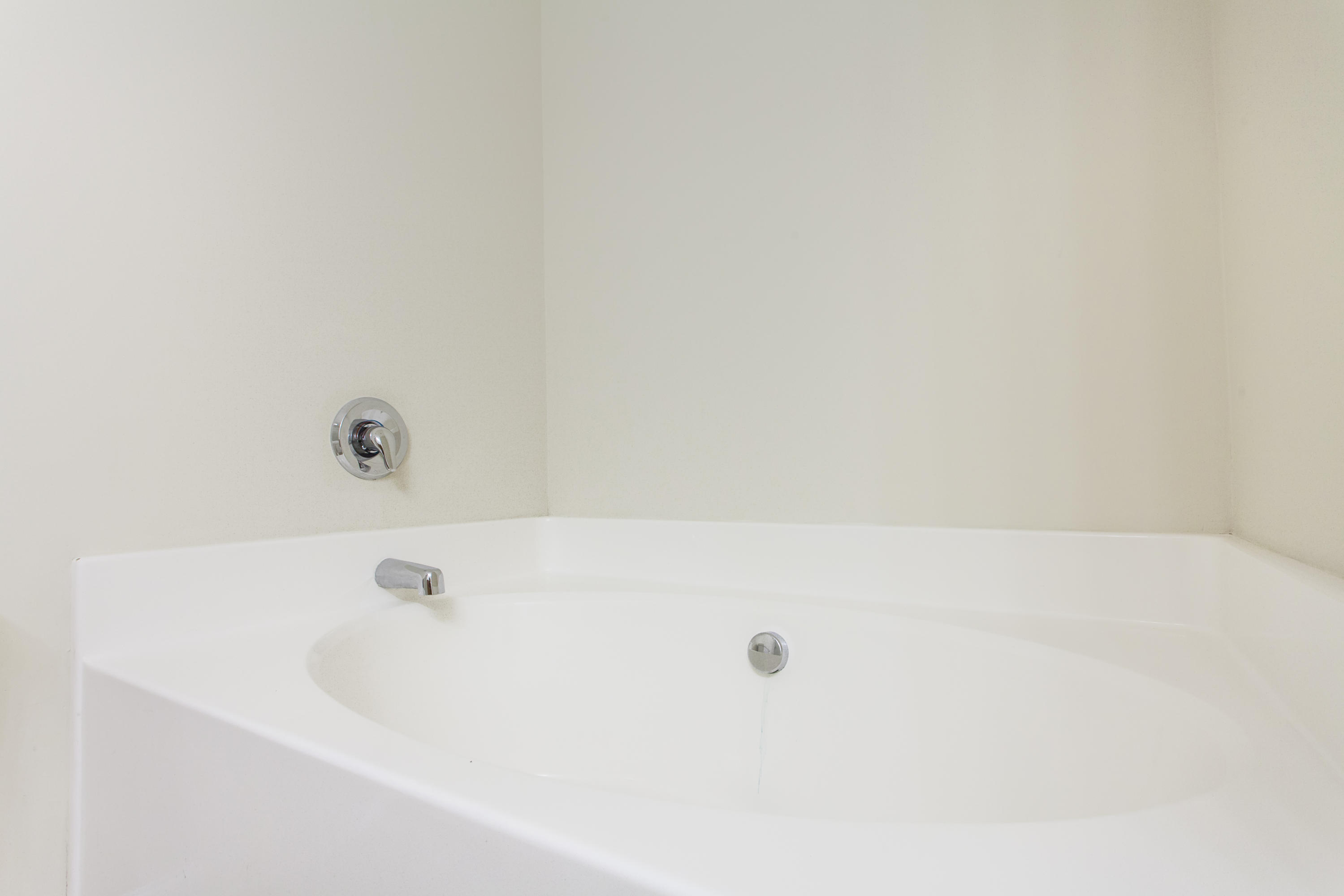 112 Thistle Road Goose Creek, SC 29445 - Photo 10 of 17 112 Thistle (13 of 17)