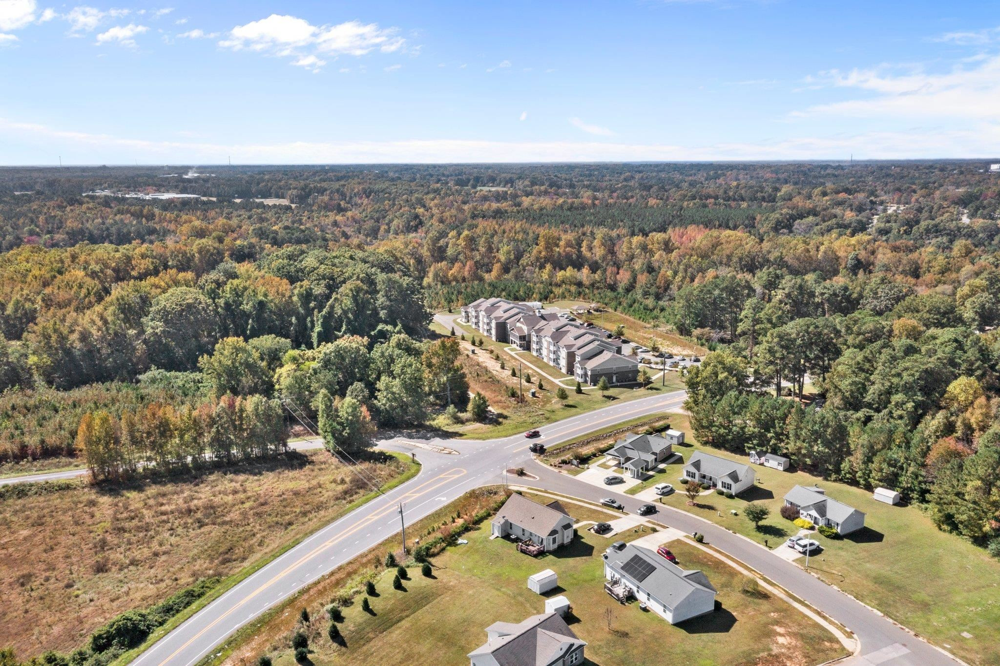 22 Ennis Murphy Road Henderson, NC 27537 - Photo 4 of 19 a view of a city
