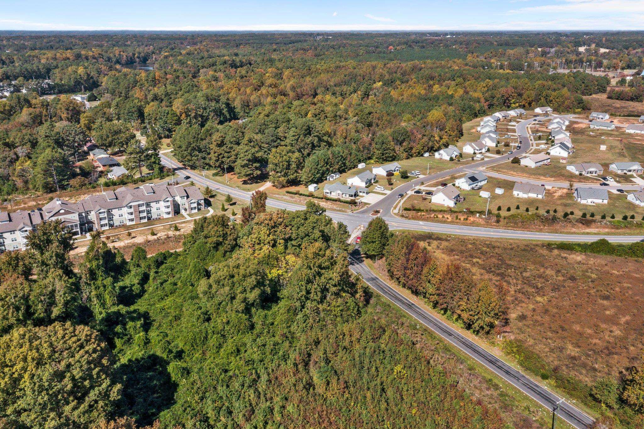22 Ennis Murphy Road Henderson, NC 27537 - Photo 5 of 19 a view of a city