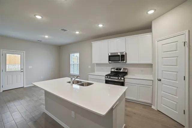 $2,800 | 4501 Bridal Veil Drive, Austin, TX 78747