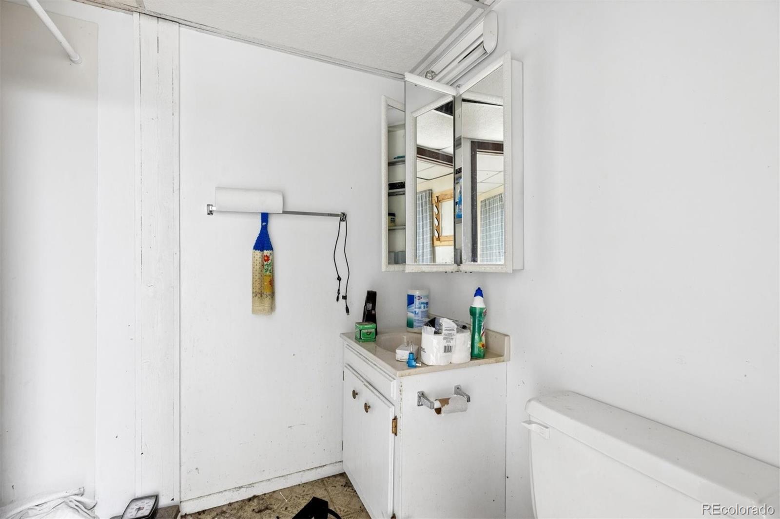 2560 South Sable Way Aurora, CO 80014 - Photo 17 of 35