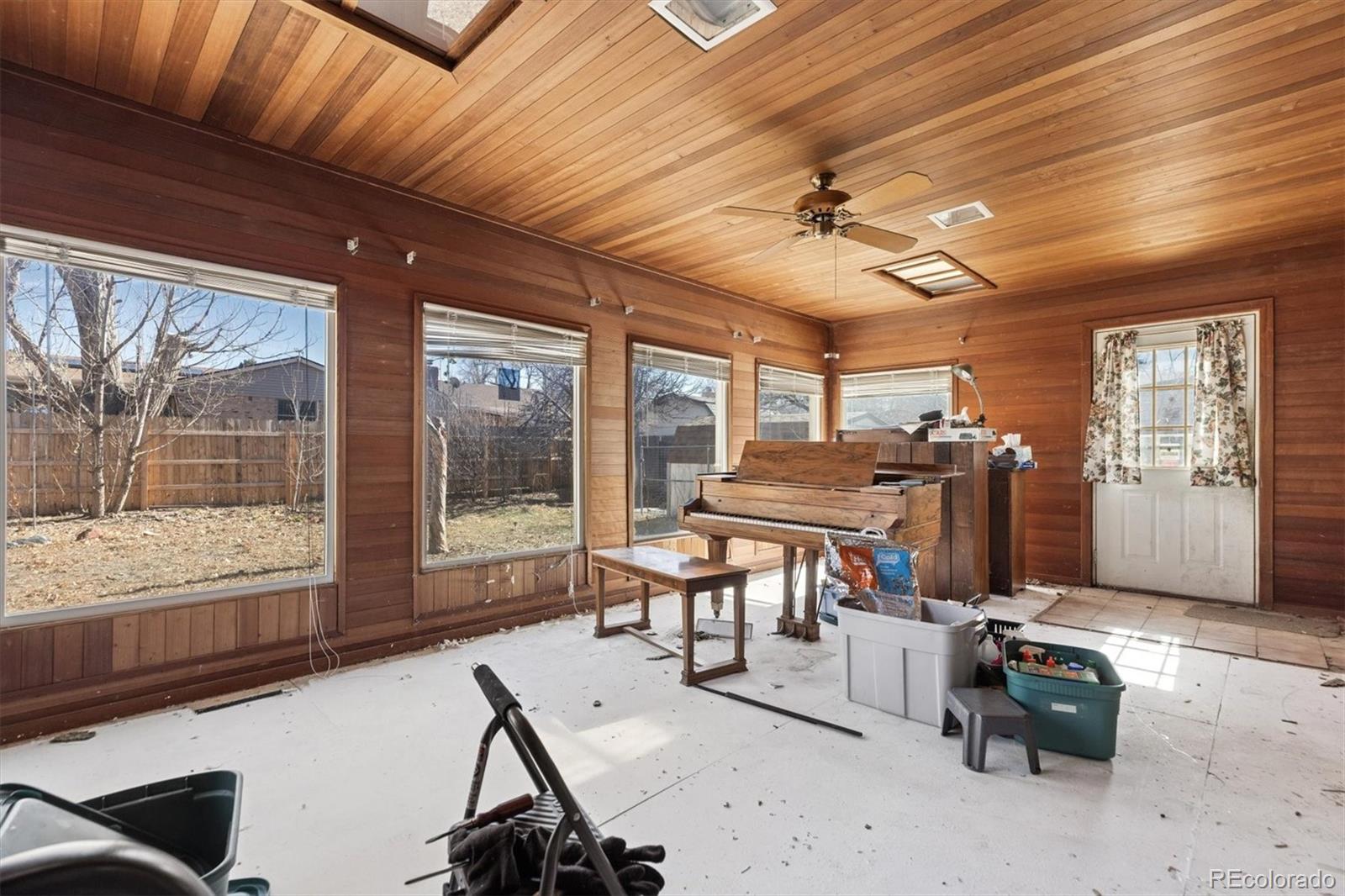 2560 South Sable Way Aurora, CO 80014 - Photo 8 of 35