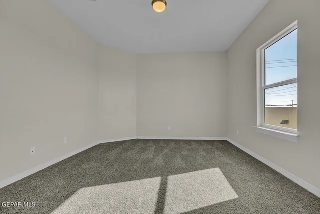 $629,950 | 6943 Levee Circle, Anthony, NM 88021