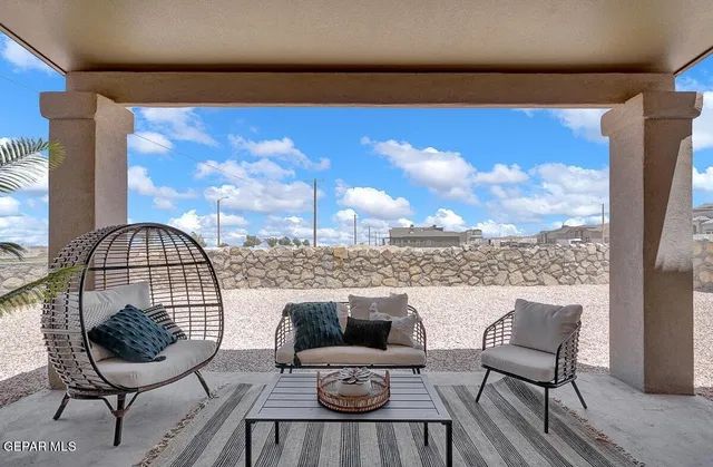 $534,950 | 6943 Levee Circle, Anthony, NM 88021