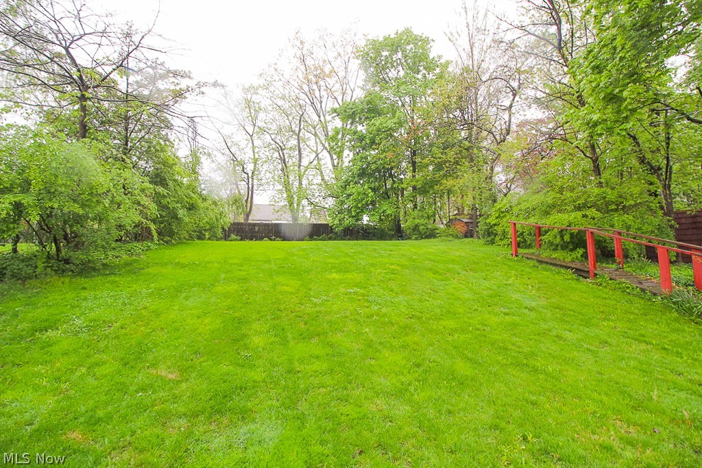 2572 Ashurst Road University Heights, OH 44118 - Photo 22 of 26