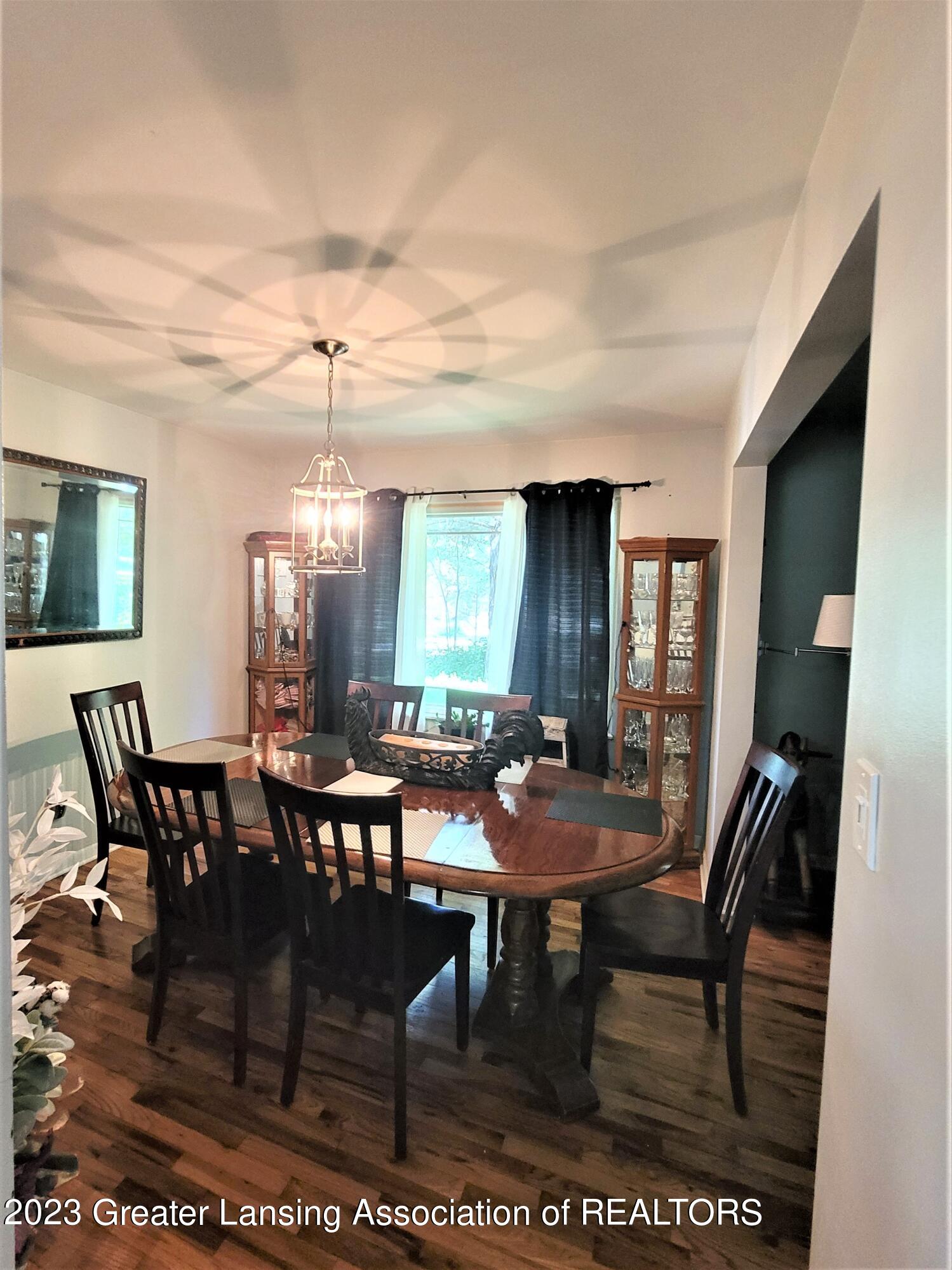 5335 Duffield Road Flushing, MI 48433 - Photo 25 of 36 5335 Duffield Rd dinning